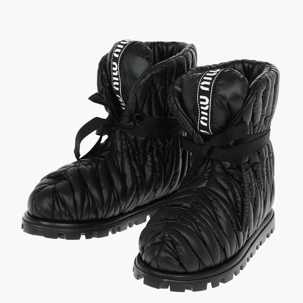 Miu Miu black padded matelasse boots, size 37